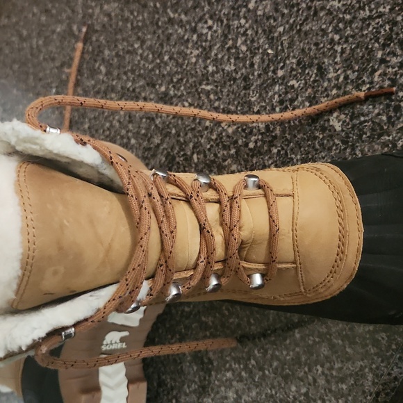 Sorel Women's Whistler Winter Boots Size 7 - 8 - Picture 8 of 9